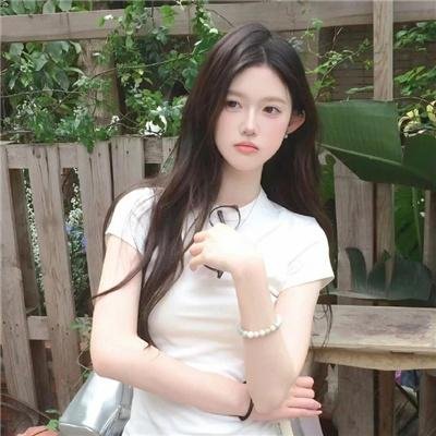高山上的热气球